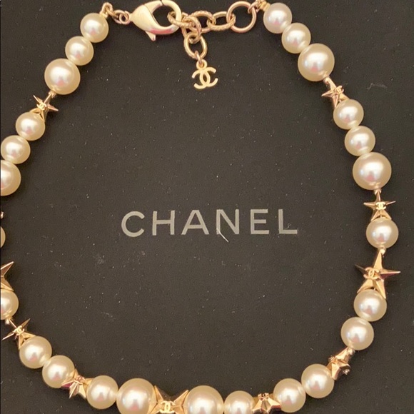 Authentic CHANEL necklace - Picture 2 of 6
